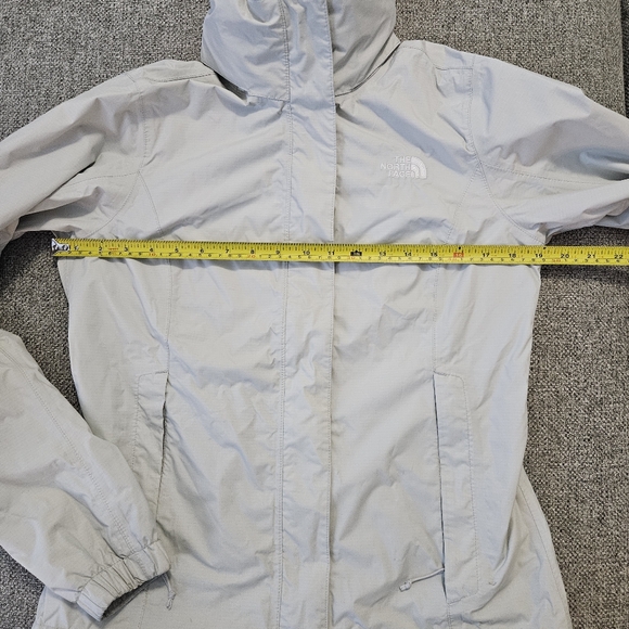 The North Face Women's Small Resolve 2 Weatherproof Rain Jacket 721414  Green - Picture 9 of 14